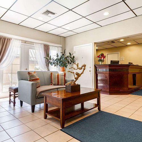 Auburn House Hotel