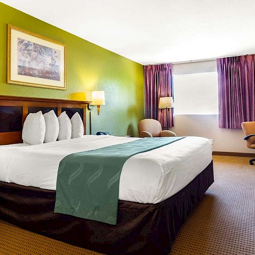 Auburn House Hotel