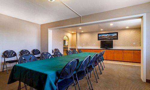 Rodeway Inn Auburn – Foresthill