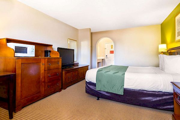 Rodeway Inn Auburn – Foresthill